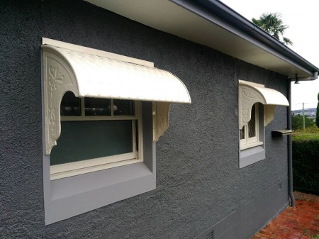 apm_hooded_awning_2_opt