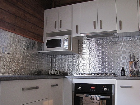 apm_medindie_white_kichen_opt_-_copy